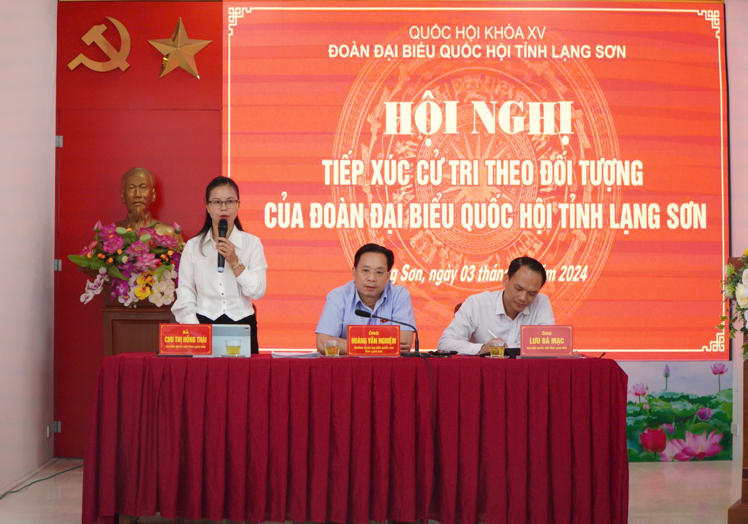 Đoàn ĐBQH tỉnh tiếp xúc cử tri theo đối tượng  tại Sở Giáo dục và Đào tạo