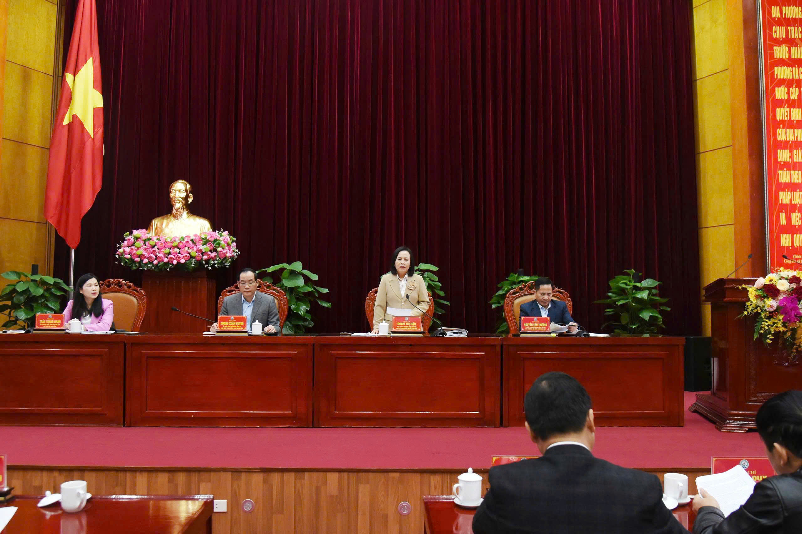 Thường trực HĐND tỉnh họp phiên giải trình quý IV và phiên thường kỳ tháng 11/2025