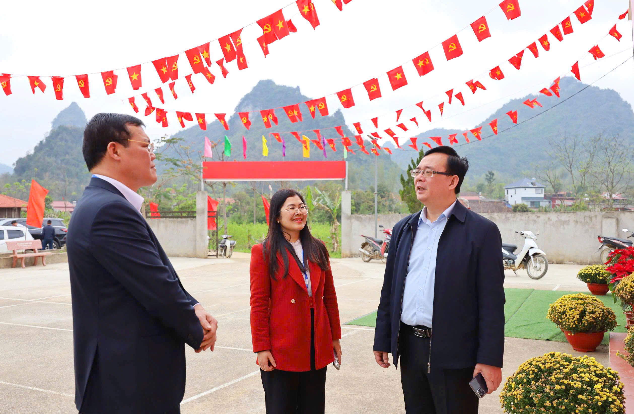 Tổ công tác số 03, Đoàn kiểm tra số 5 kiểm tra công tác bầu cử tại xã Vũ Lăng