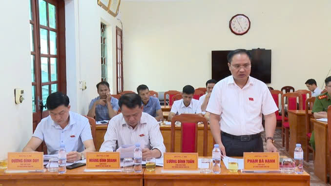 Hội đồng nhân dân xã Hưng Vũ tổ chức Kỳ họp thứ Hai (kỳ họp chuyên đề) 
