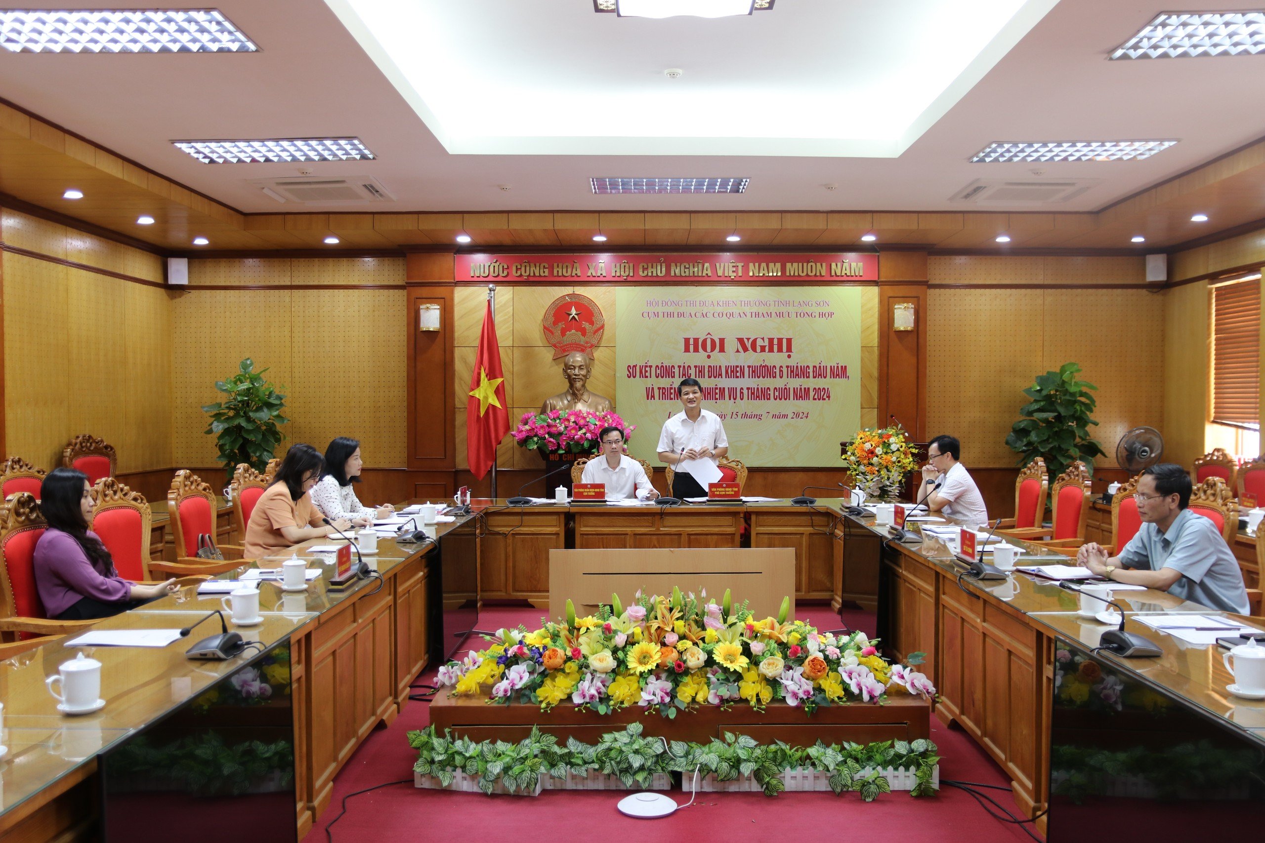 Cụm thi đua Các cơ quan tham mưu tổng hợp tổ chức Hội nghị sơ kết công tác thi đua, khen thưởng 6 tháng đầu năm 2024