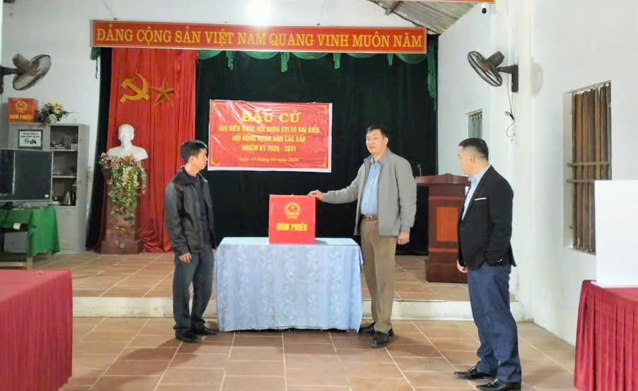 Thường trực HĐND xã Tân Tri đã tổ chức giám sát công tác chuẩn bị bầu cử đại biểu Quốc hội khóa XVI và đại biểu HĐND các cấp nhiệm kỳ 2026 – 2031