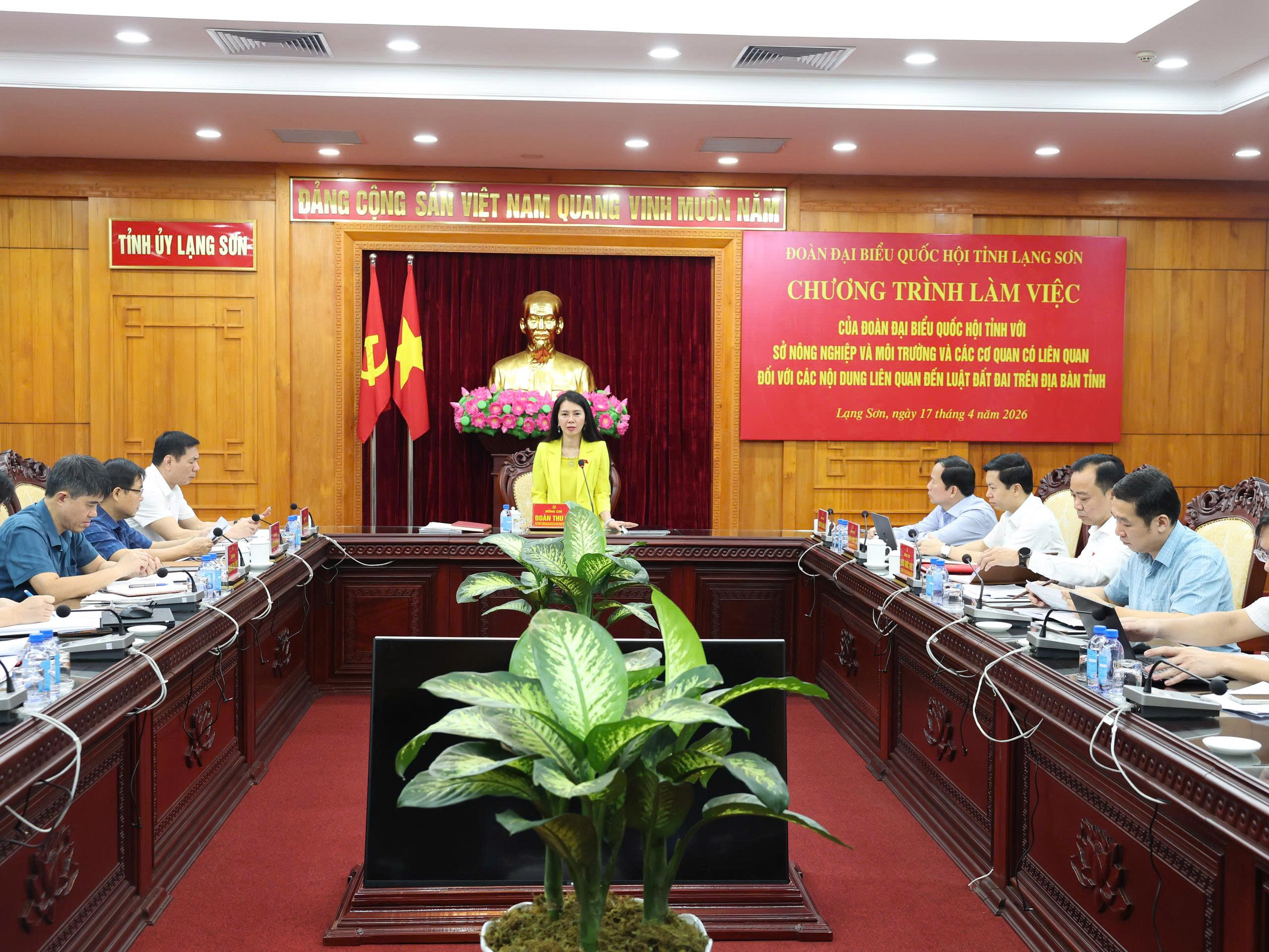 Đoàn đại biểu Quốc hội khoá XVI tỉnh Lạng Sơn làm việc với các đơn vị liên quan đến Luật Đất đai