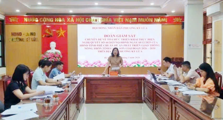 Thường trực HĐND phường Kỳ Lừa giám sát việc triển khai thực hiện Đề án phát triển giao thông nông thôn